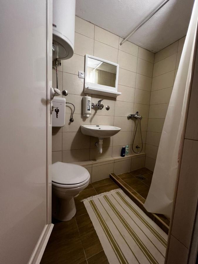 Ljubav Stara Zaovine Hotell Lazici Exteriör bild