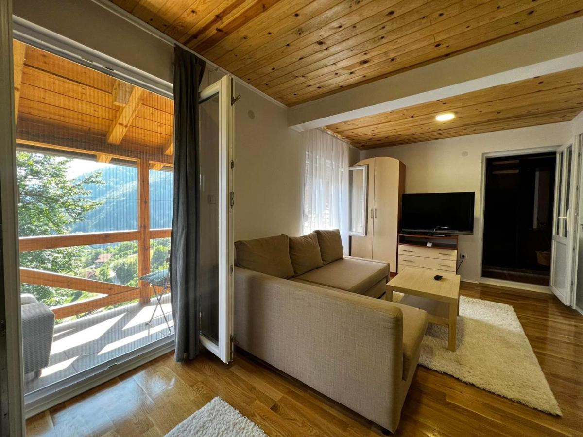 Ljubav Stara Zaovine Hotell Lazici Exteriör bild