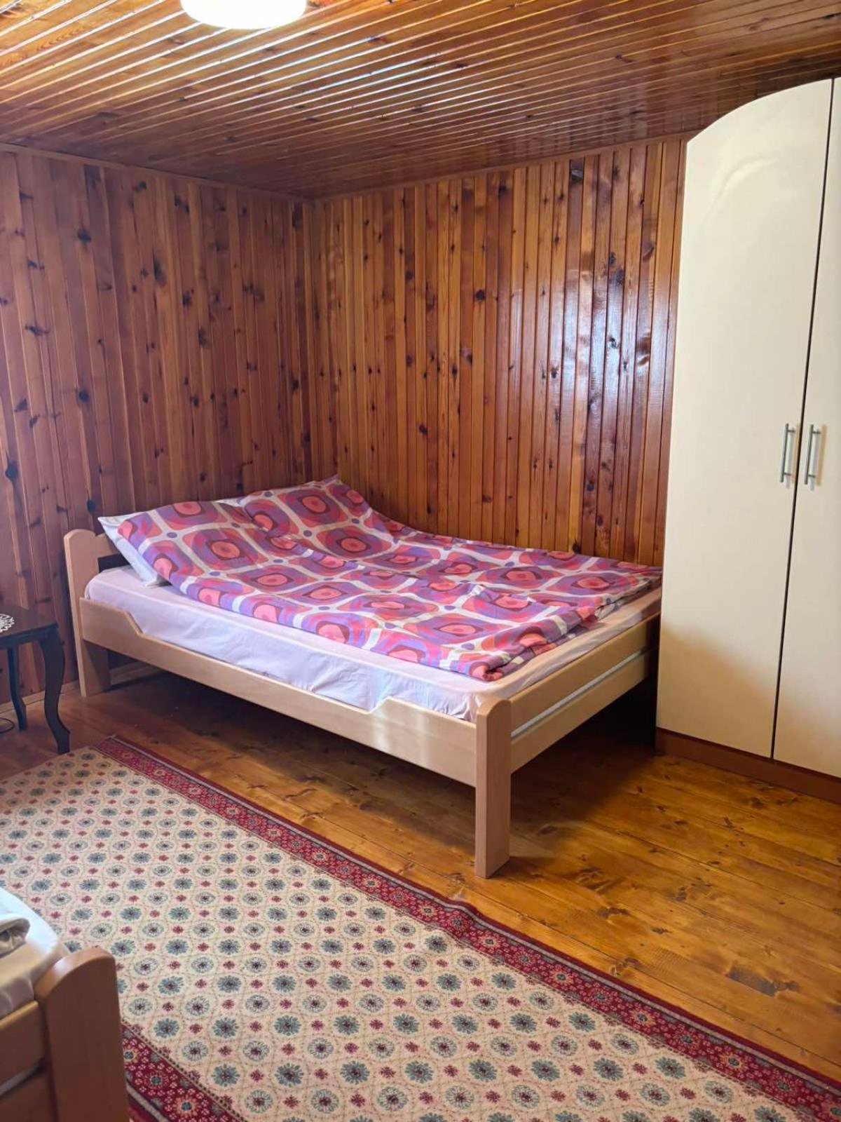 Ljubav Stara Zaovine Hotell Lazici Exteriör bild