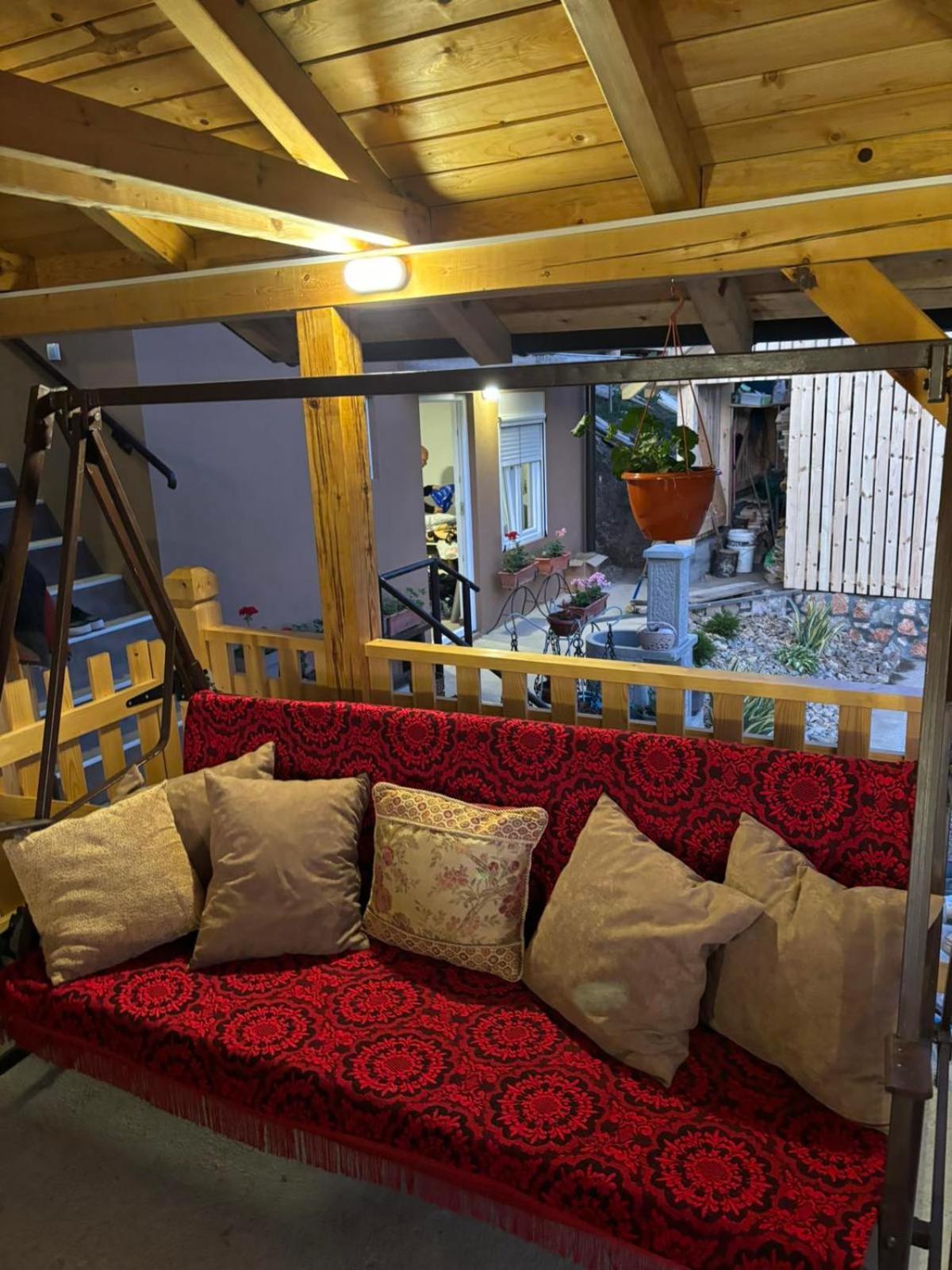 Ljubav Stara Zaovine Hotell Lazici Exteriör bild